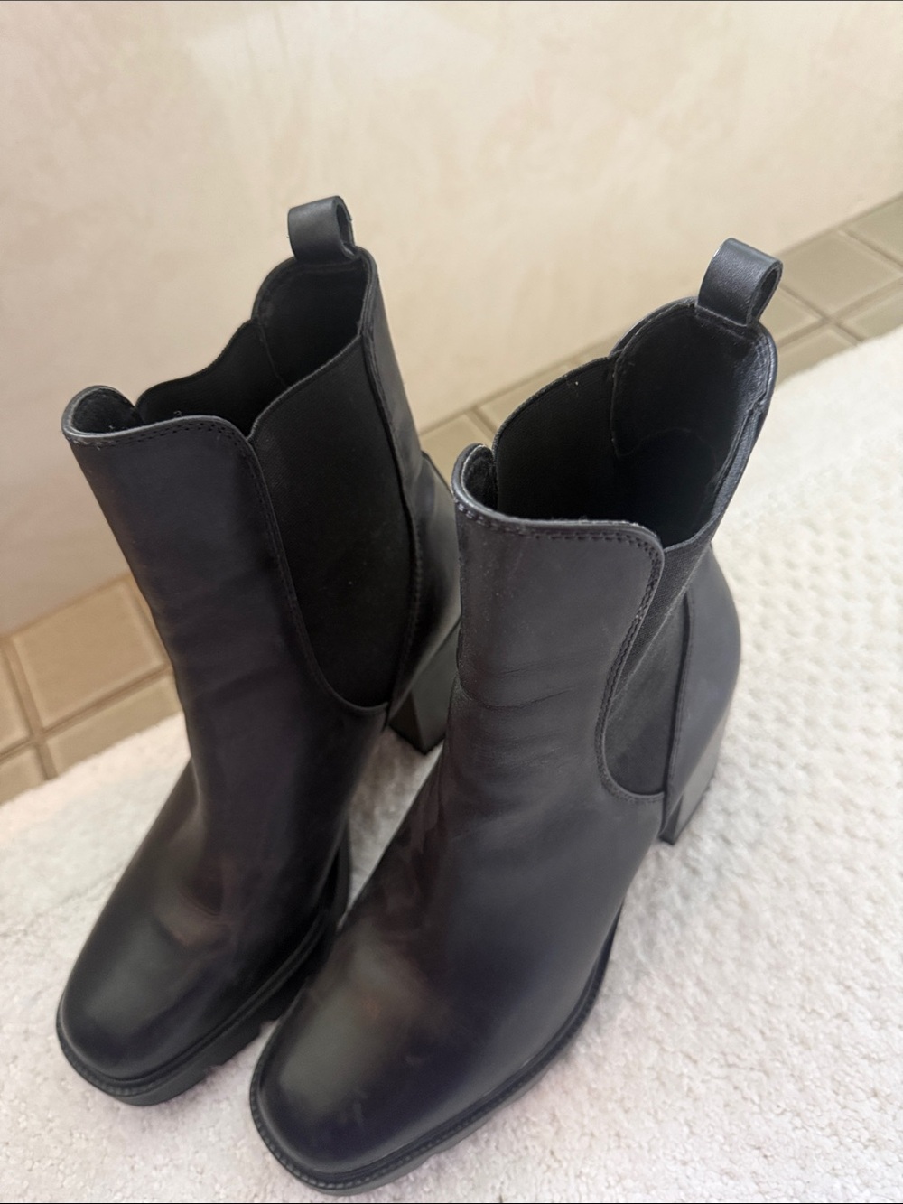 Sam Edelman Black Leather Chelsea Block Heel Boots